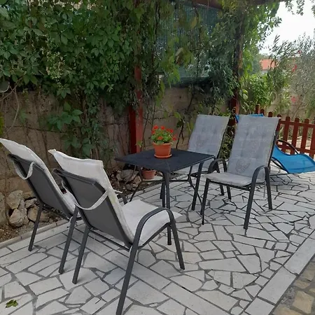 Luja Apartment