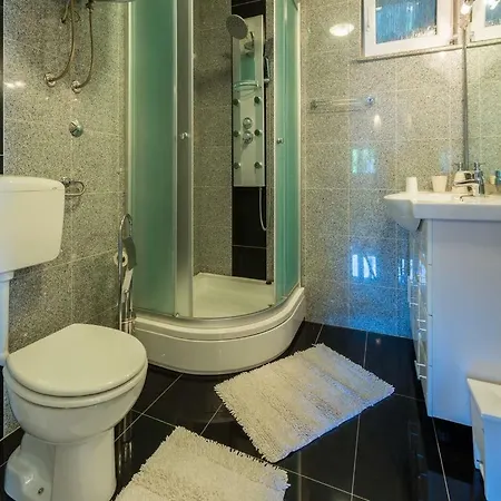 Apartman Luja *